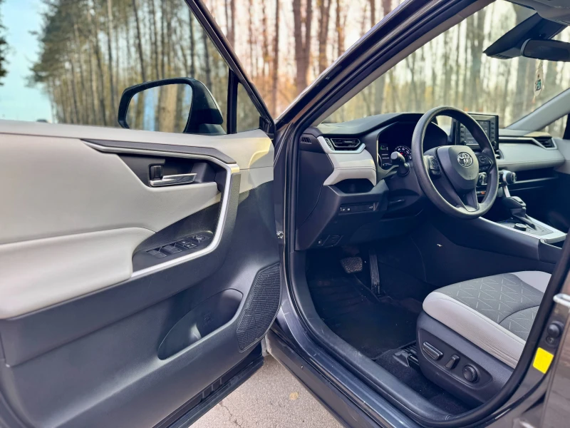Toyota Rav4 xle, снимка 10 - Автомобили и джипове - 52597964