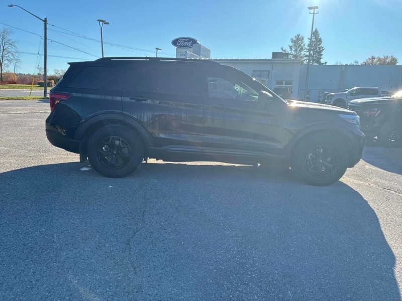 Ford Explorer 2023 Timberline * CARFAX * БЕЗ ПЪРВОНАЧАЛНА ВНОСКА, снимка 4 - Автомобили и джипове - 52870344