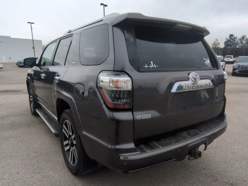 Toyota 4runner 4WD* 7 SEATER* Cruise Control* Кожа* Подгрев* НАВИ, снимка 8 - Автомобили и джипове - 53513495