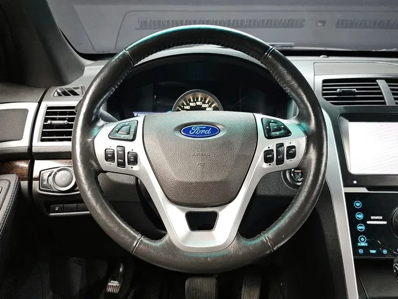Ford Explorer 3.5 AWD, снимка 13 - Автомобили и джипове - 54350133