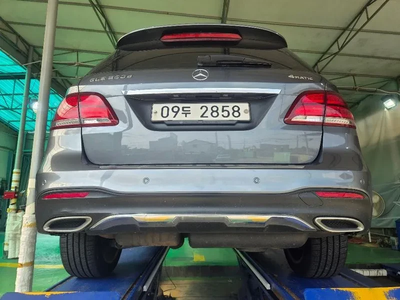 Mercedes-Benz GLE 350d - САМО 30% АВАНС, снимка 2 - Автомобили и джипове - 56112313