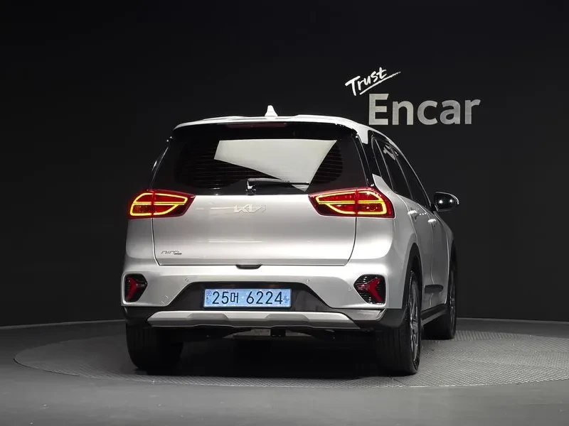 Kia Niro ���� 30% ����� | Mobile.bg � ����������� 3