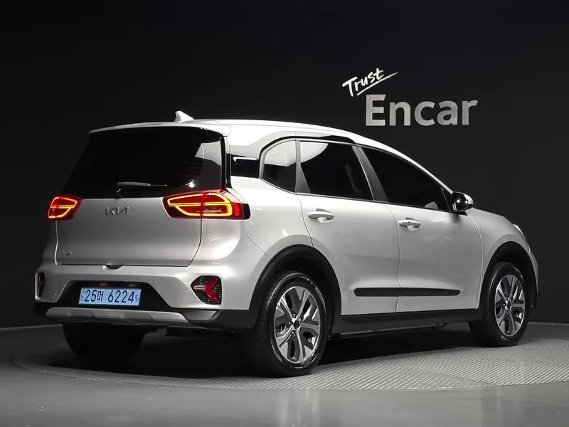 Kia Niro САМО 30% АВАНС