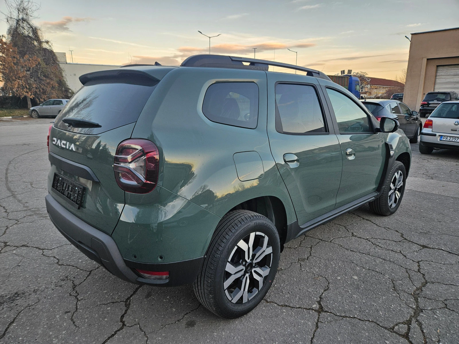 Dacia Duster 1.3T(150 Hp) AT-HOB!!!Гаранция!!! - изображение 6