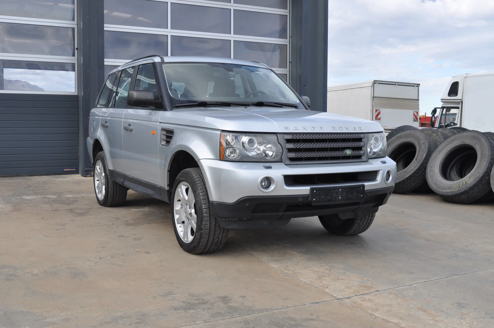 Land Rover Range Rover Sport 2.7D - изображение 3