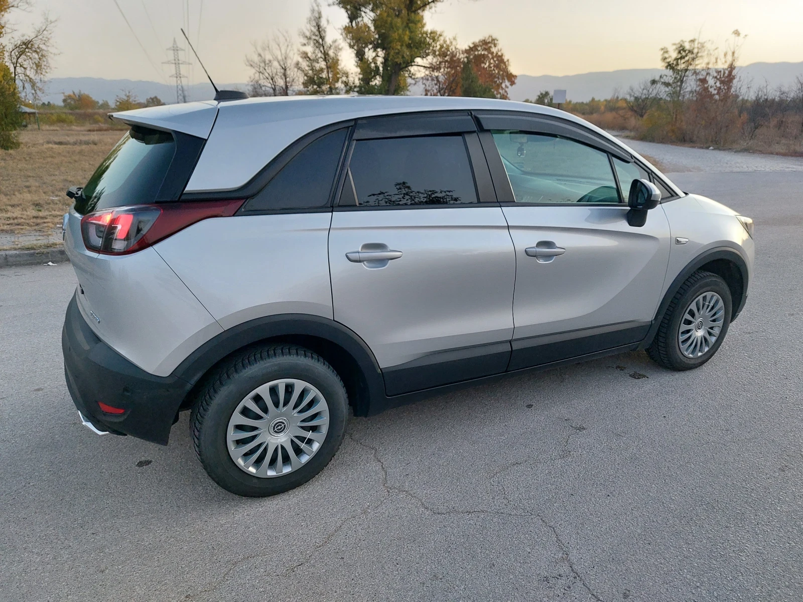 Opel Crossland X  - изображение 9