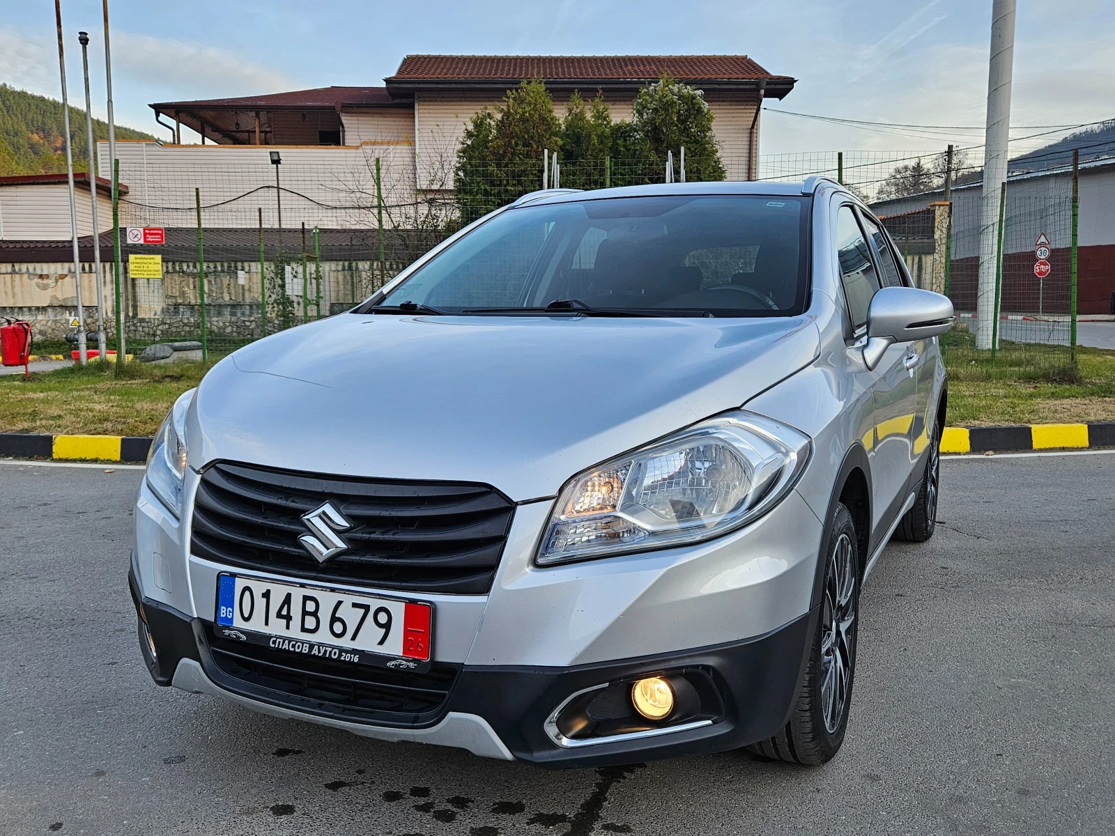 Suzuki SX4 S-Cross 1.6d KLIMATRONIK/6skorosti | Mobile.bg   1