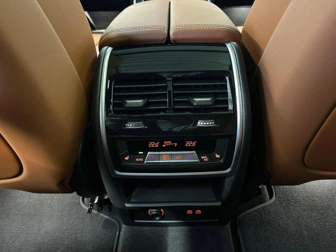 BMW X7 40i* M SPORT* PANO* H&K* HEAD-UP* DISTR*  | Mobile.bg   11