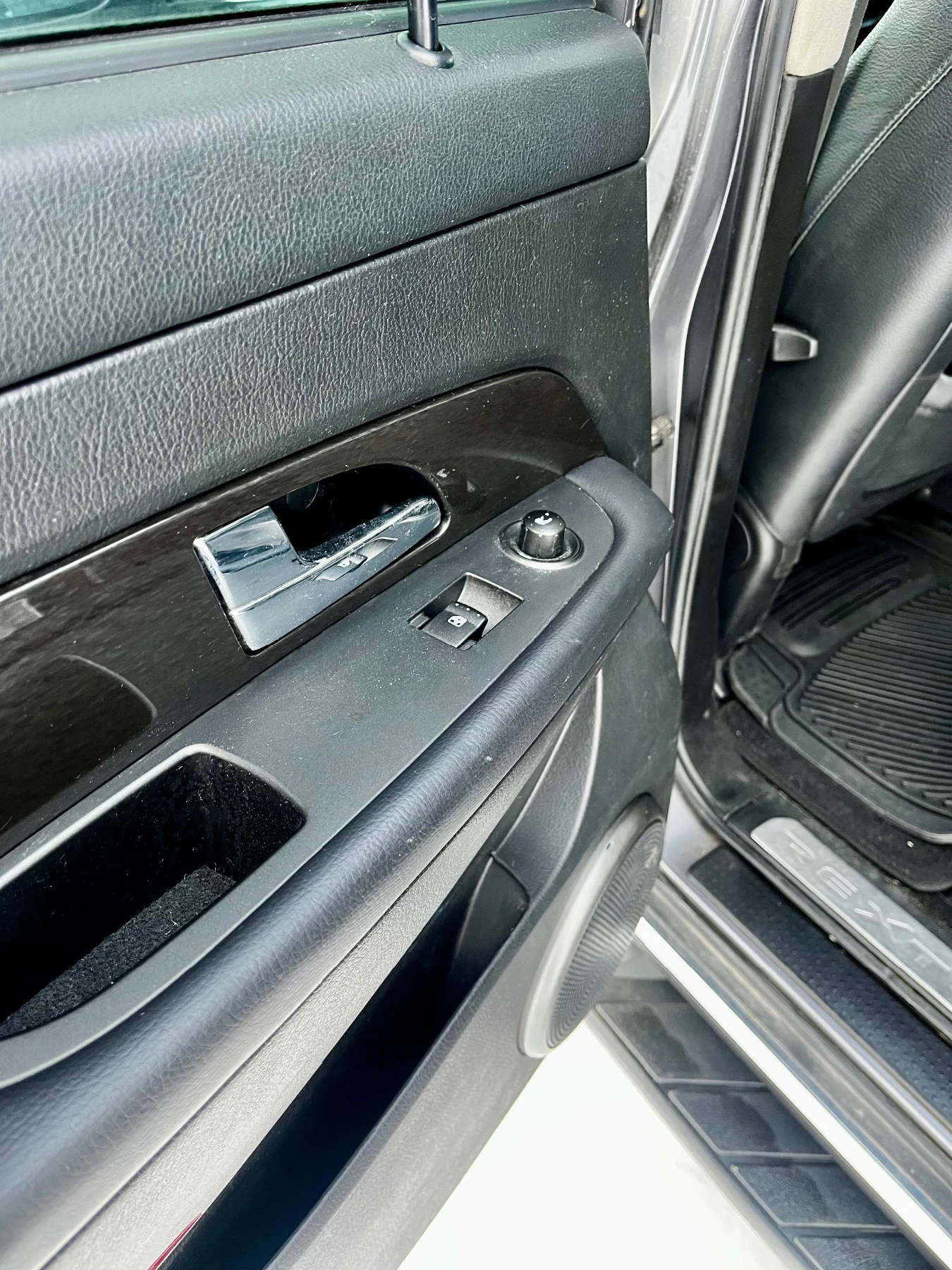 SsangYong Rexton 4X4 FULL ��� ���� ����� | Mobile.bg � ����������� 9