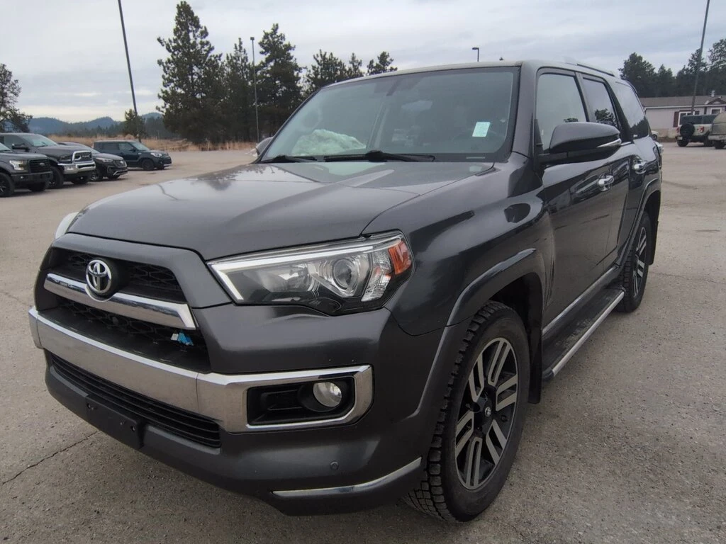 Toyota 4runner 4WD* 7 SEATER* Cruise Control* Кожа* Подгрев* НАВИ - изображение 2