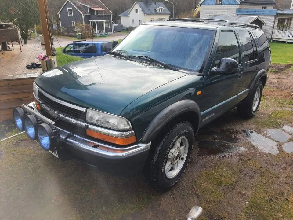 Chevrolet Blazer 4, 3 LT - изображение 3