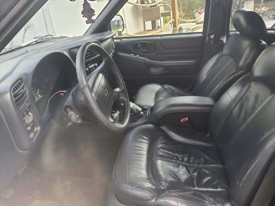 Chevrolet Blazer 4, 3 LT - изображение 5