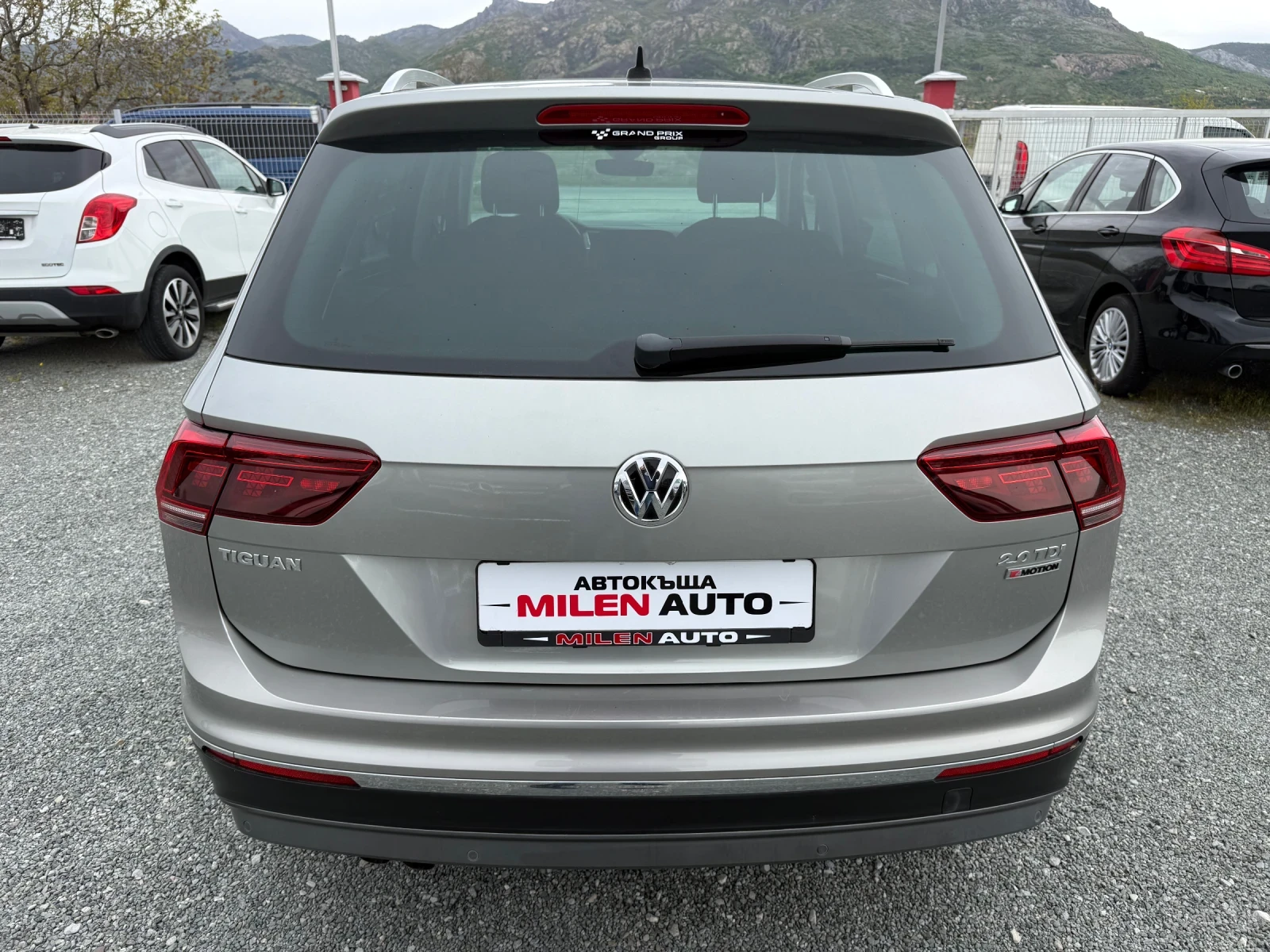 VW Tiguan (КАТО НОВА)^(4х4), снимка 7 - Автомобили и джипове - 53921750