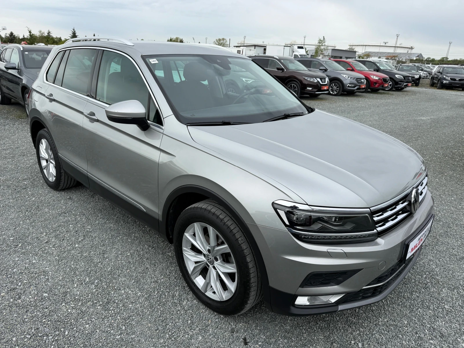 VW Tiguan (КАТО НОВА)^(4х4), снимка 3 - Автомобили и джипове - 53921750