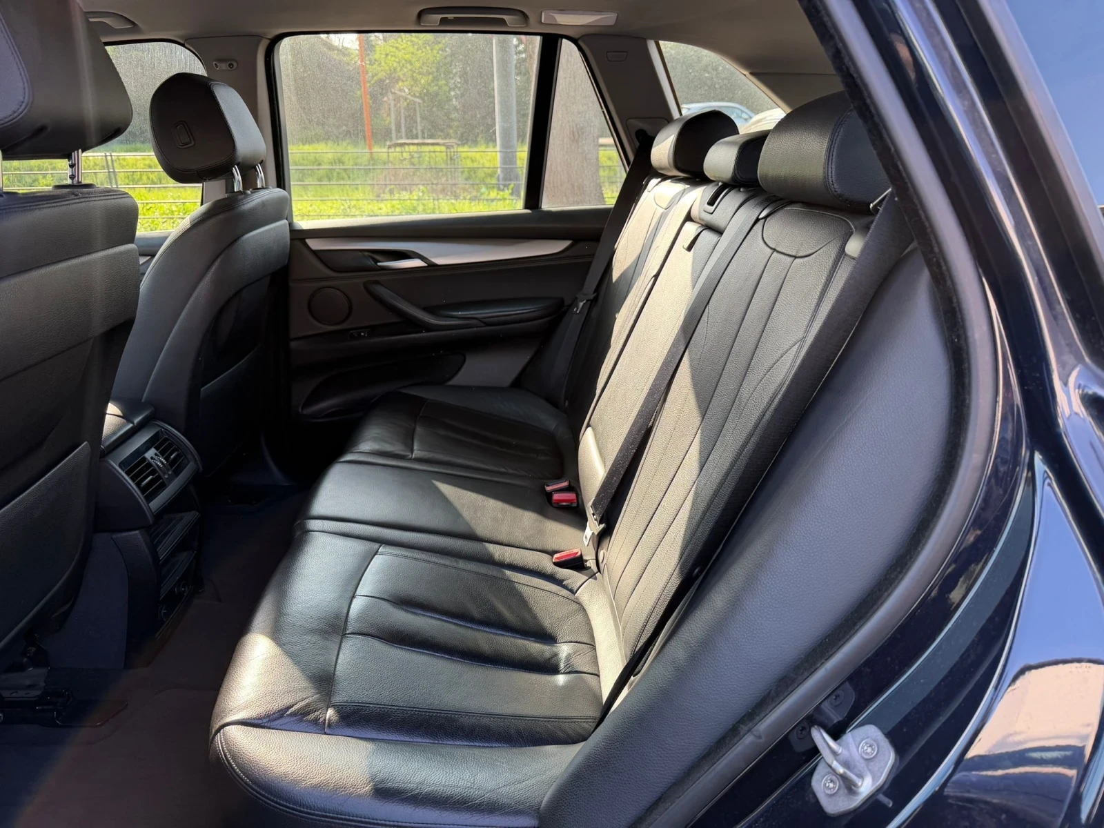 BMW X5 xDrive 25D Experience, снимка 9 - Автомобили и джипове - 53939027