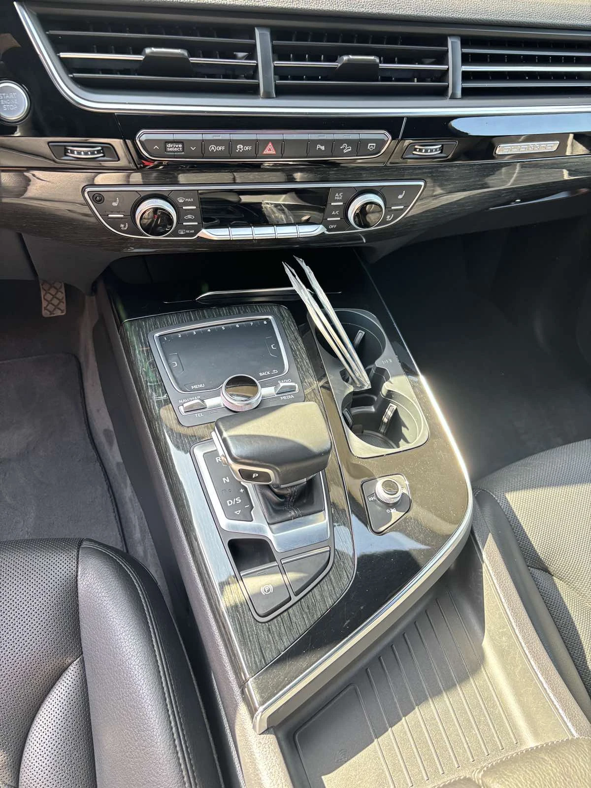 Audi Q7 3.0 TFSI, снимка 11 - Автомобили и джипове - 54342795