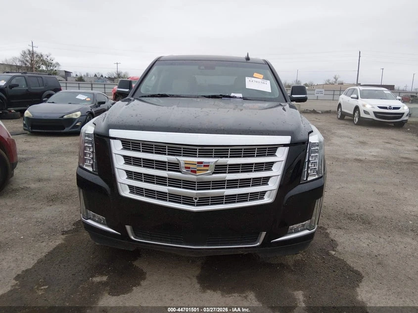 Cadillac Escalade 6.2l 4Wd Premium Luxury, снимка 6 - Автомобили и джипове - 54571621