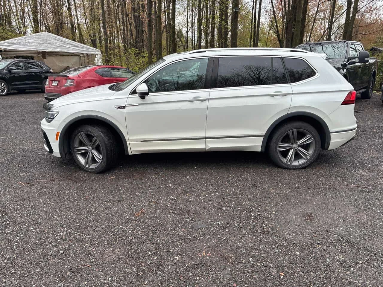 VW Tiguan * Highline * ПОДГРЕВИ* ПАНОРАМА* , снимка 2 - Автомобили и джипове - 54572957