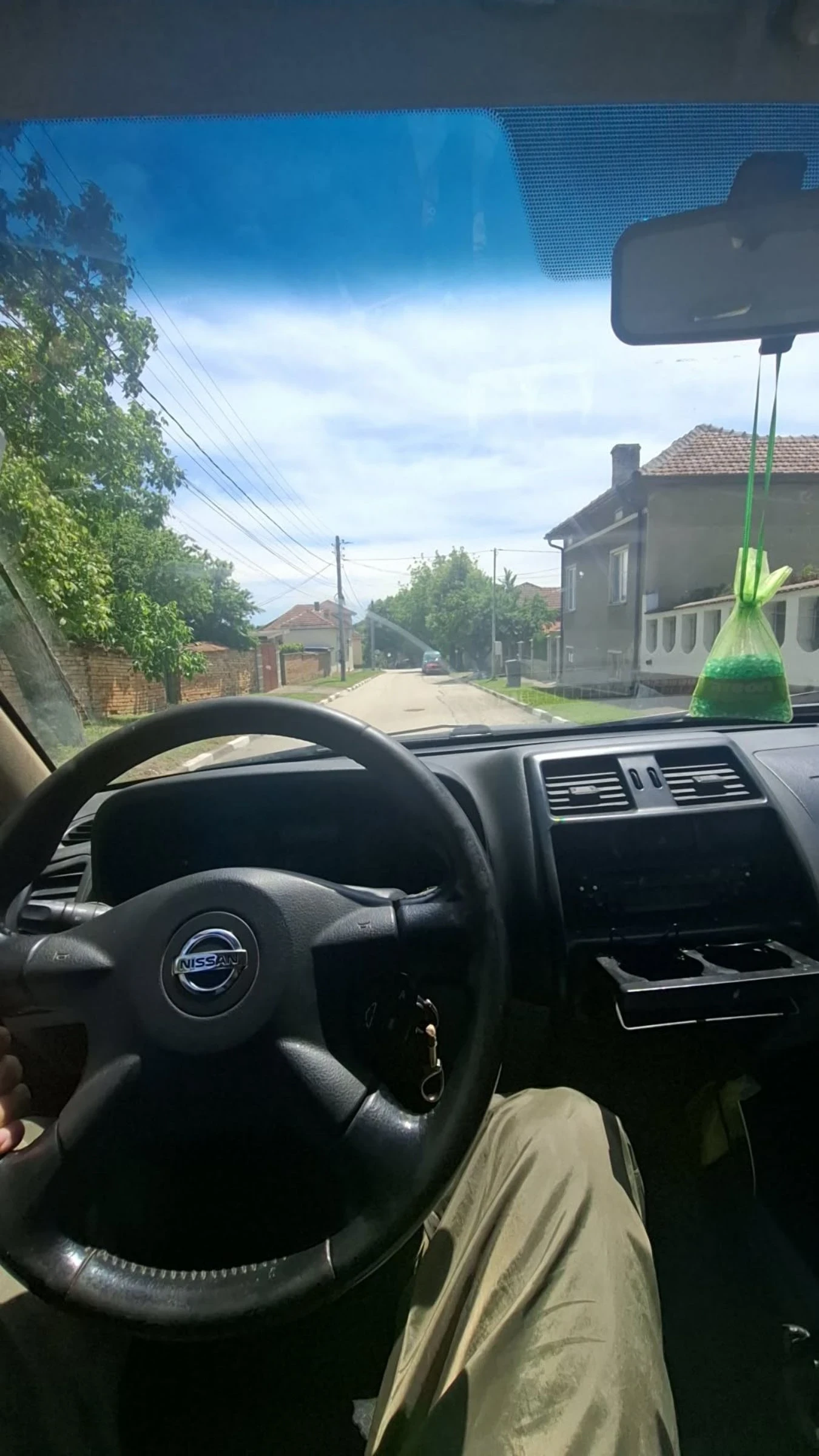 Nissan Terrano, снимка 9 - Автомобили и джипове - 54679788