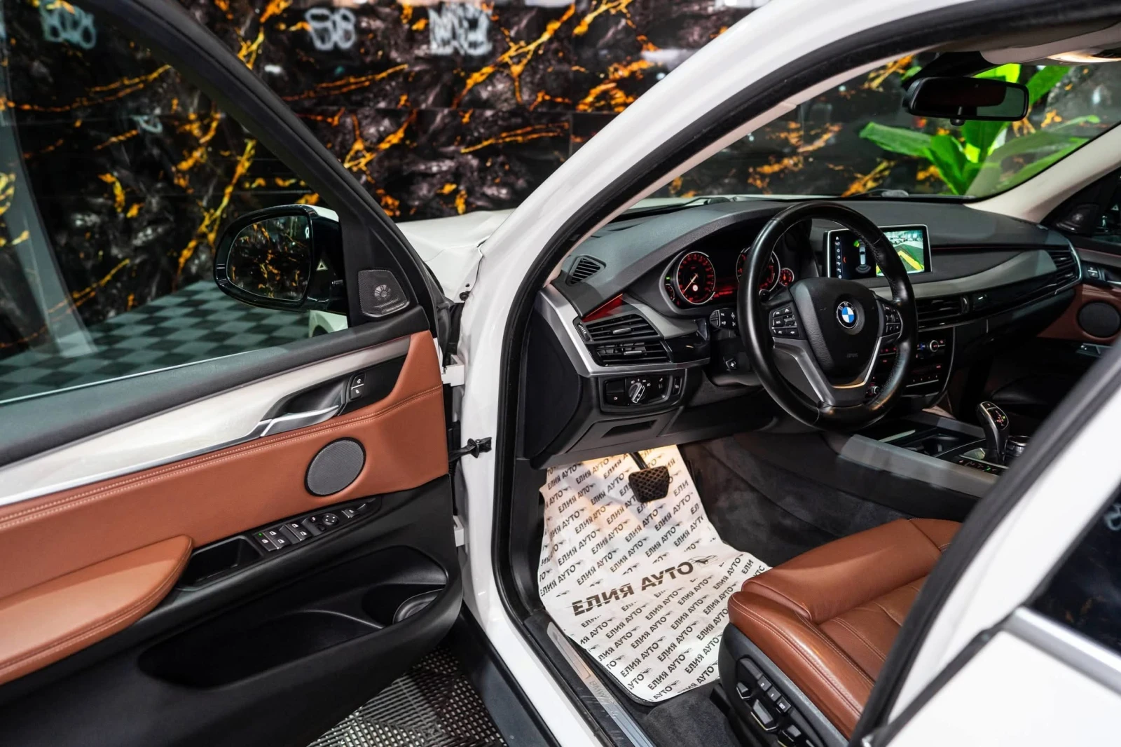 BMW X5 4.0D XDRIVE M SPORT LED NAVI ЛИЗИНГ 100%, снимка 11 - Автомобили и джипове - 54783321