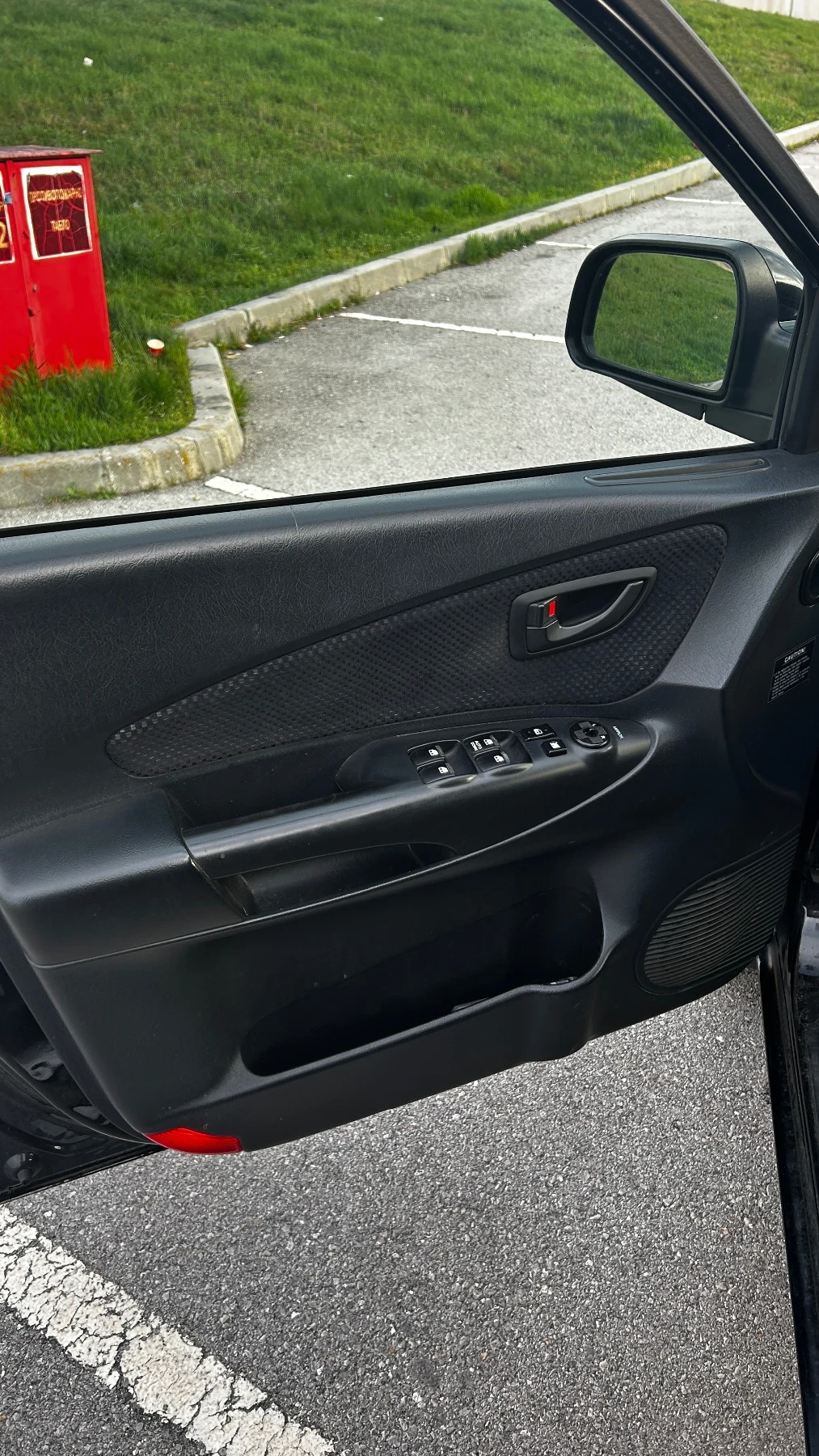 Hyundai Tucson, снимка 6 - Автомобили и джипове - 55246160