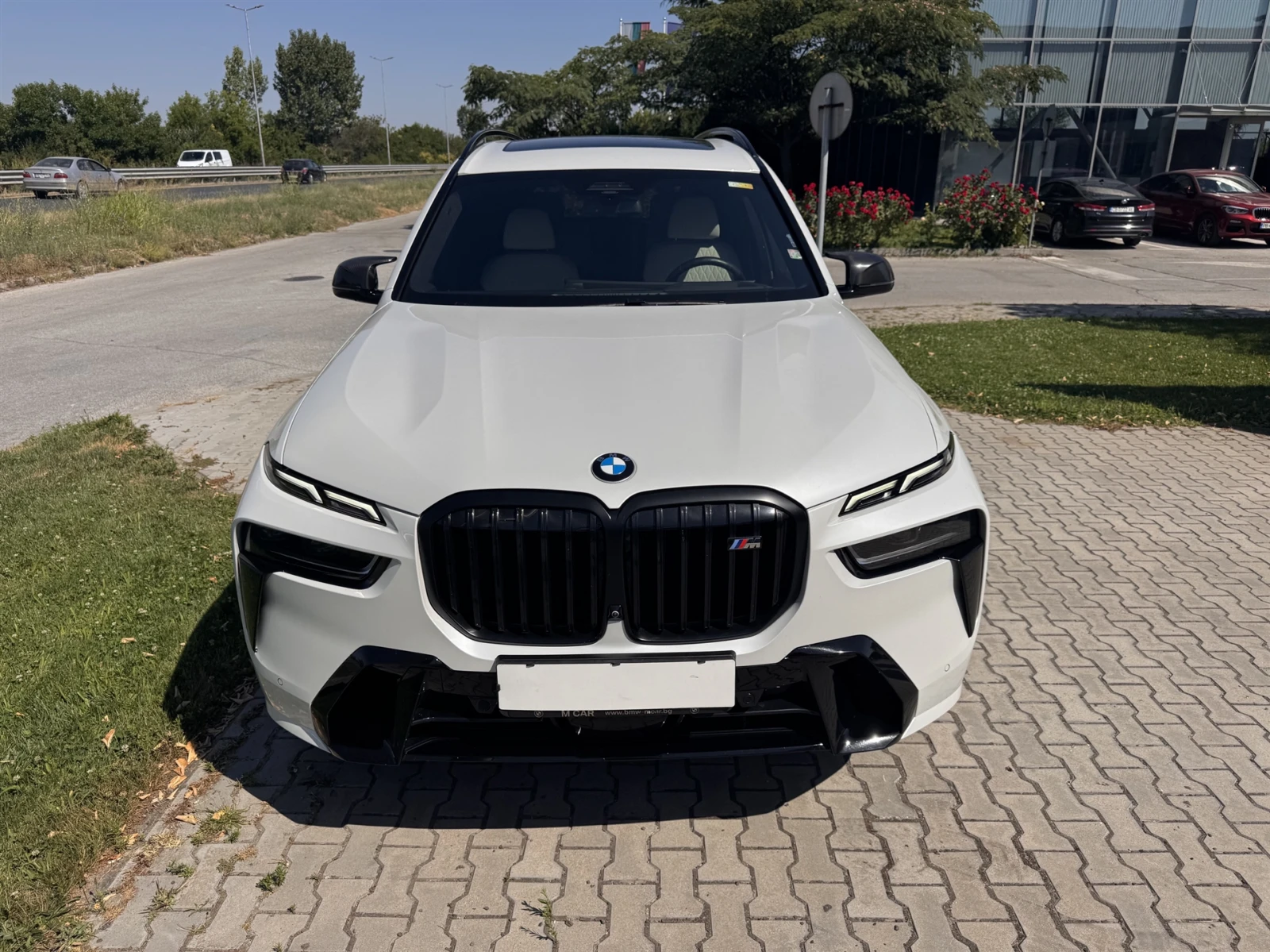 BMW X7 M60i xDrive, снимка 8 - Автомобили и джипове - 56092776