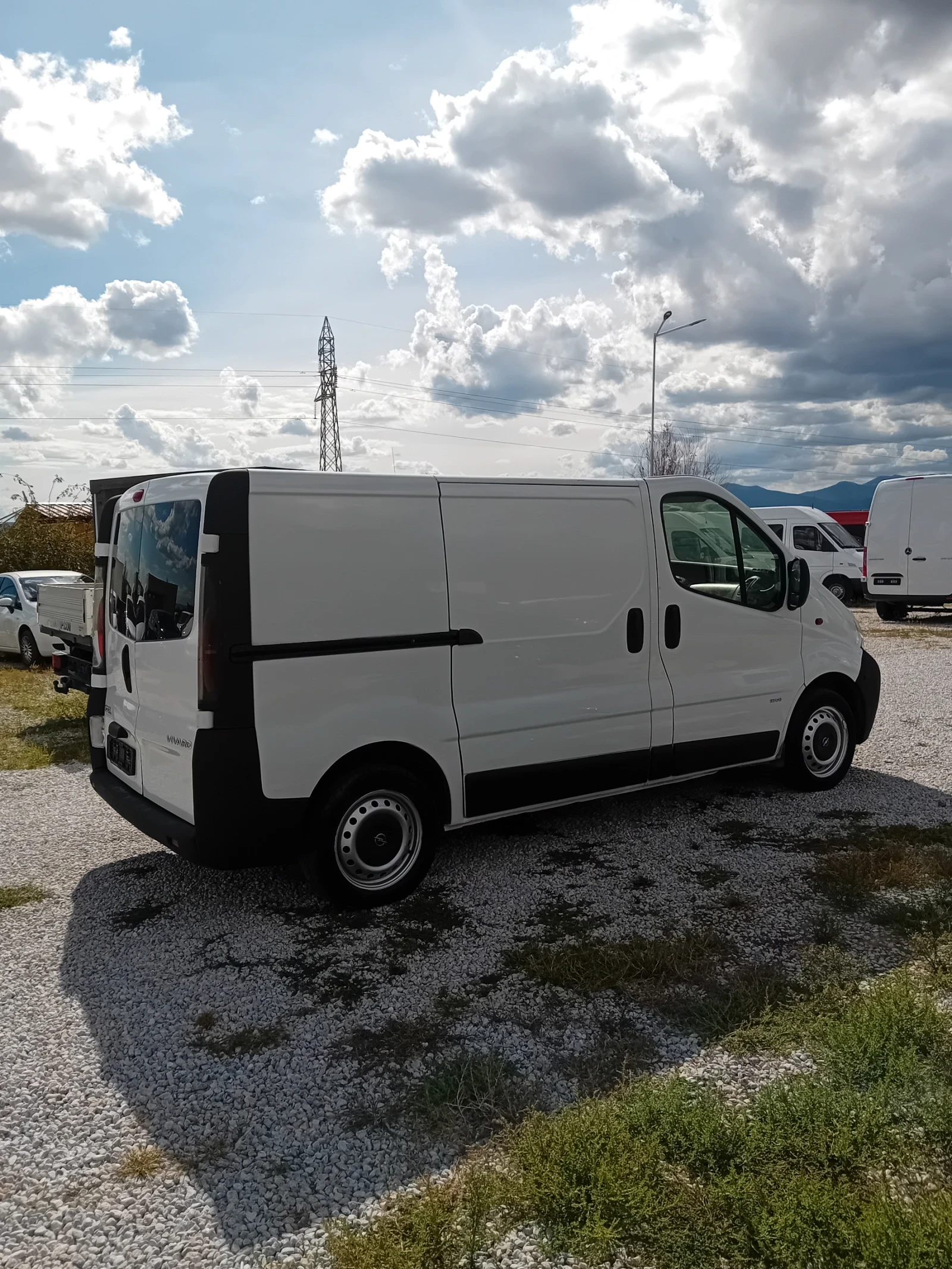 Opel Vivaro 1.9TDI 101K.S KLIMA - изображение 5