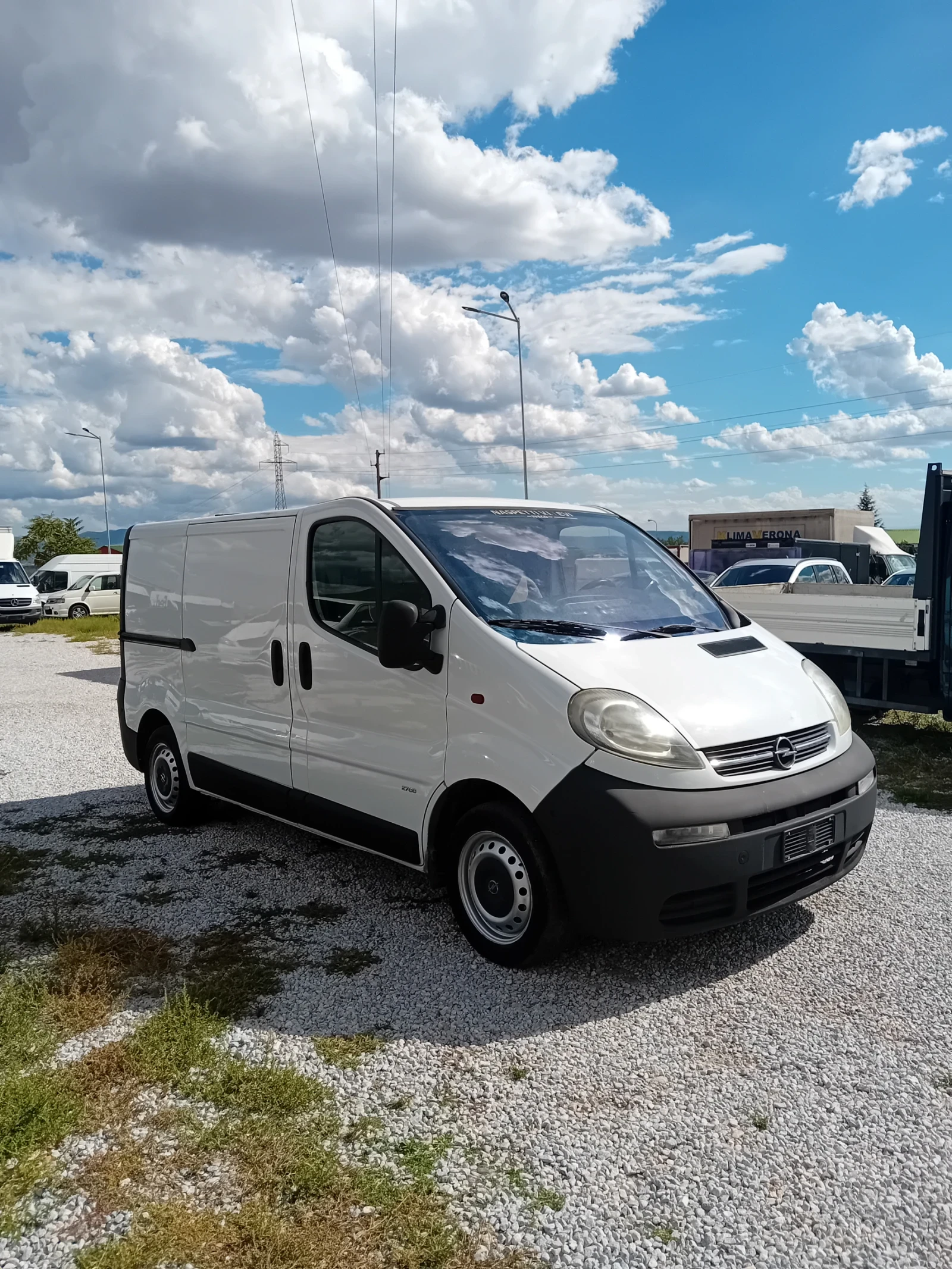 Opel Vivaro 1.9TDI 101K.S KLIMA - изображение 2