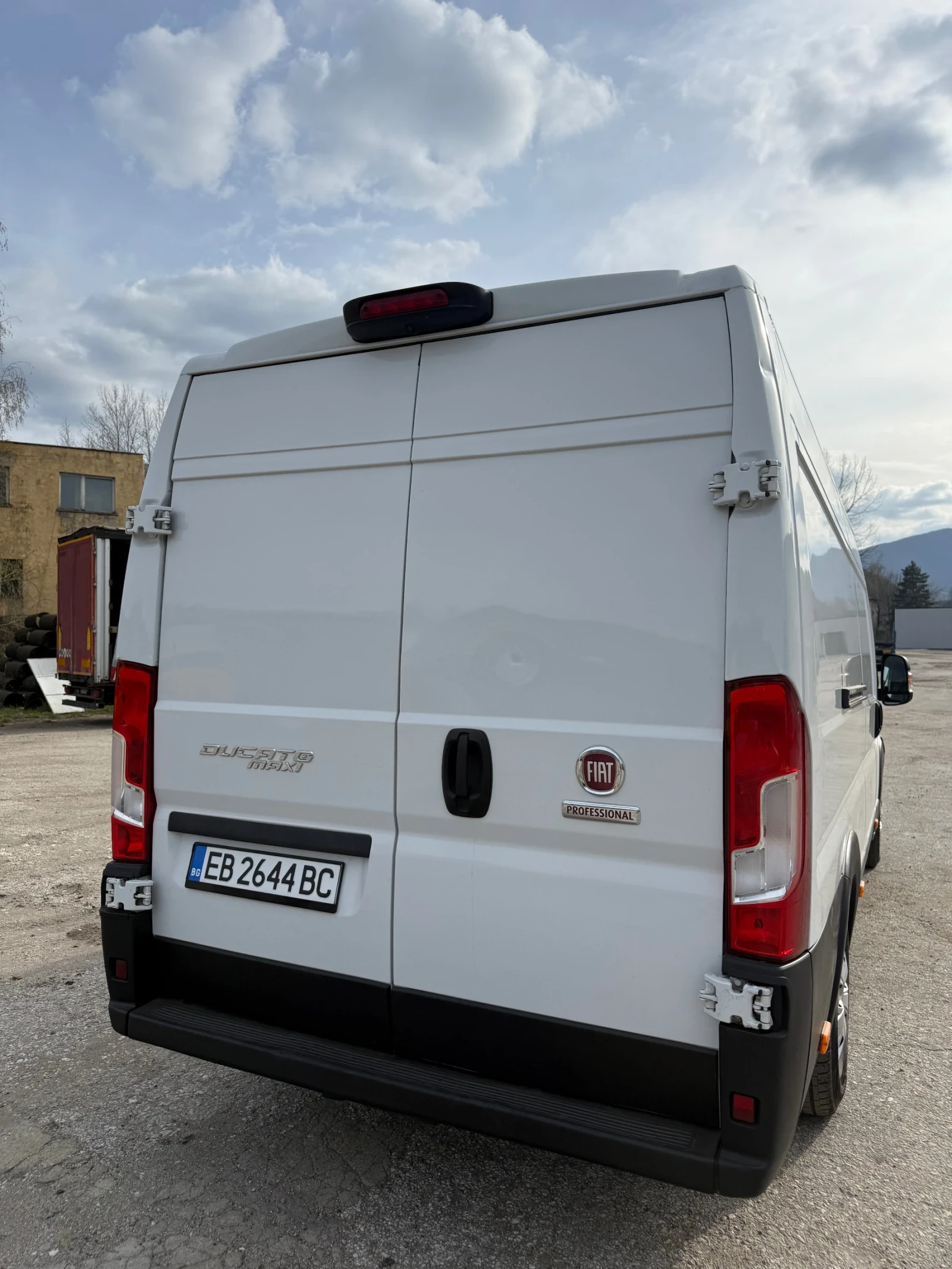 Fiat Ducato 2.3 Maxi, снимка 4 - Бусове и автобуси - 54221583