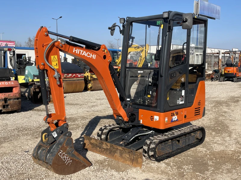 Багер Hitachi ZX 19-6, снимка 7 - Индустриална техника - 49025215