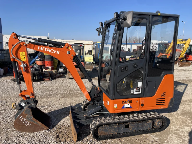 Багер Hitachi ZX 19-6, снимка 5 - Индустриална техника - 49025215