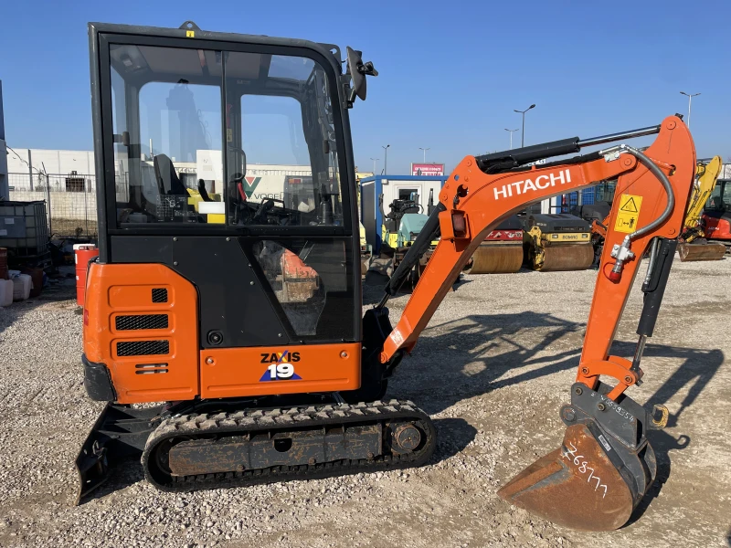 Багер Hitachi ZX 19-6, снимка 16 - Индустриална техника - 49025215