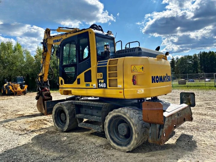 Багер Komatsu PW148-8 - изображение 3