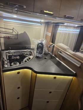 Кемпер Carthago   ДО 3, 5Т. ШВЕЙЦАРИЯ СОЛАР ХИДРАВЛИКА 19000км, снимка 14