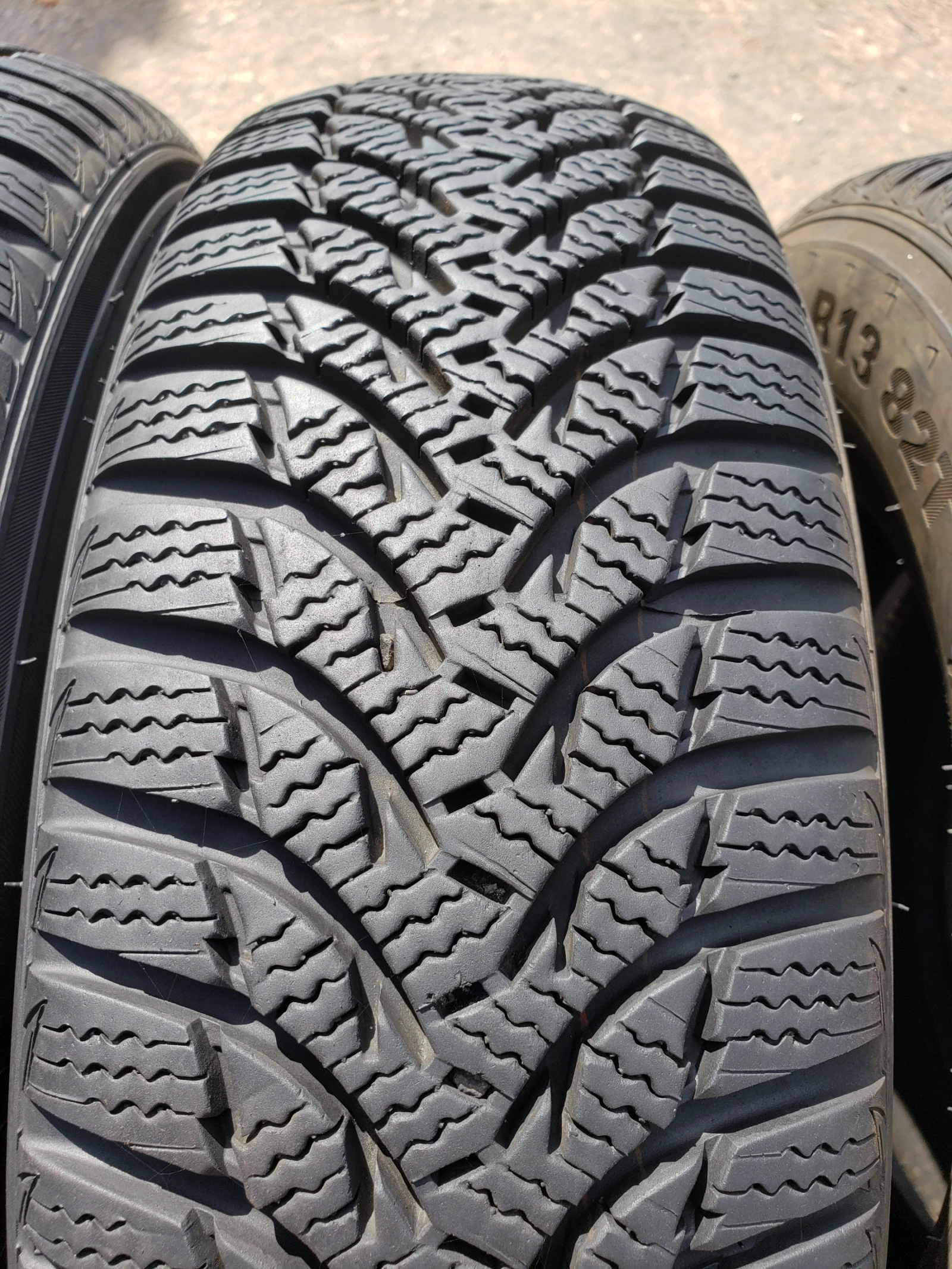 ���� 175/70R13 | Mobile.bg � ����������� 1