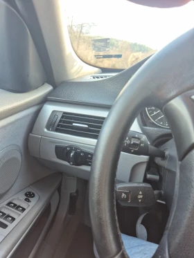 BMW 320, снимка 11