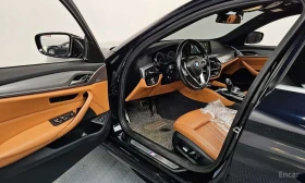 BMW 530 xDrive M Sport Package/ДИСТРОНИК/ХЕДЪП/ПОДГРЕВ | Auto.bg — изображение 10