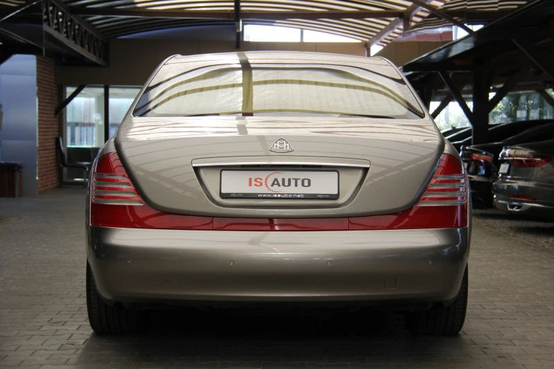 Maybach 57 Distronic/Bose/Soft Close/Xenon/, снимка 4 - Автомобили и джипове - 42684904