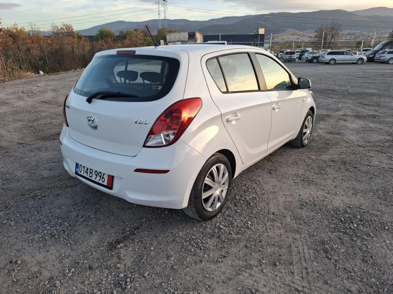 Hyundai I20 Бензин ГАЗ, снимка 5 - Автомобили и джипове - 48812043
