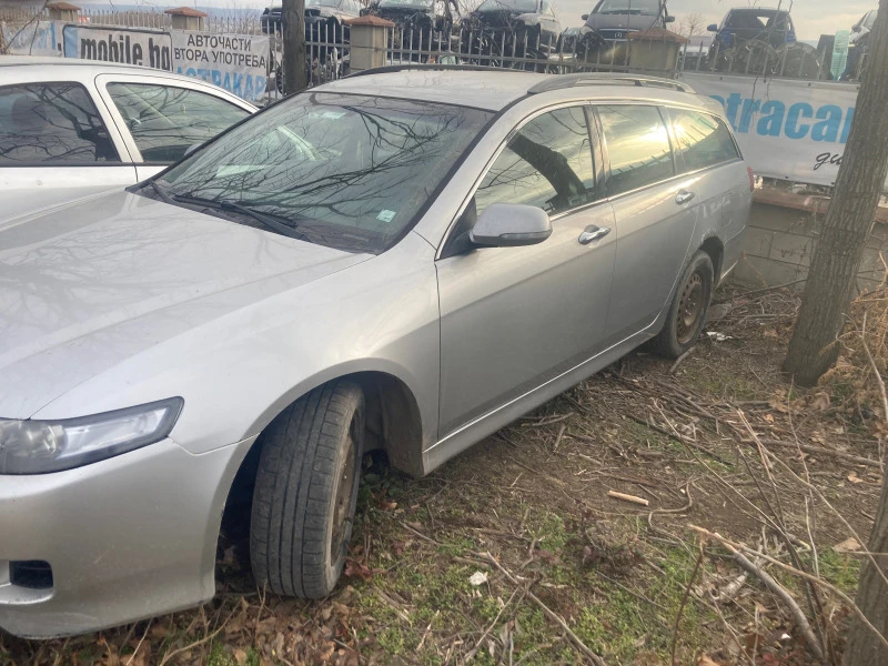 Honda Accord 2.2 cdti, снимка 2 - Автомобили и джипове - 43818483