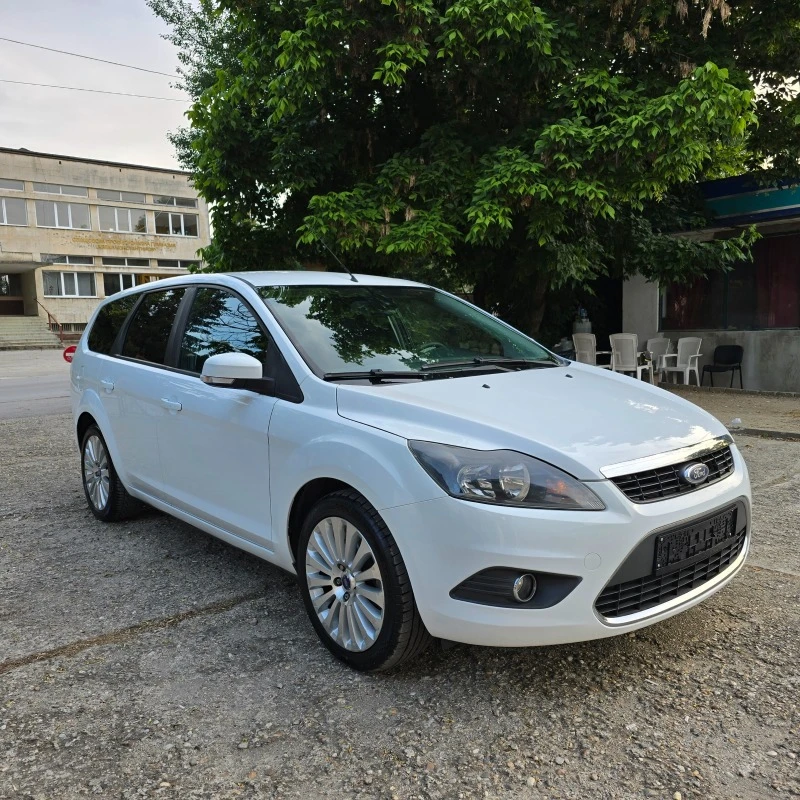 Ford Focus 2.0i GAZ, снимка 13 - Автомобили и джипове - 46514342