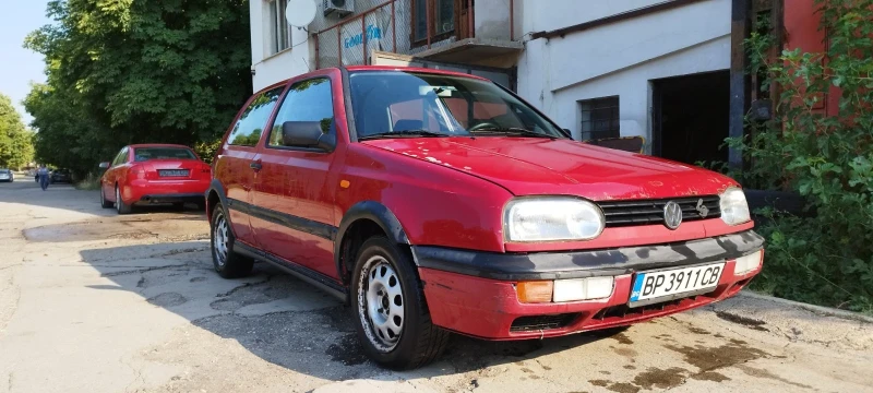 VW Golf, снимка 2 - Автомобили и джипове - 47285641