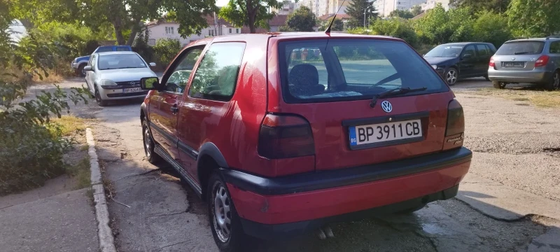 VW Golf, снимка 7 - Автомобили и джипове - 47285641