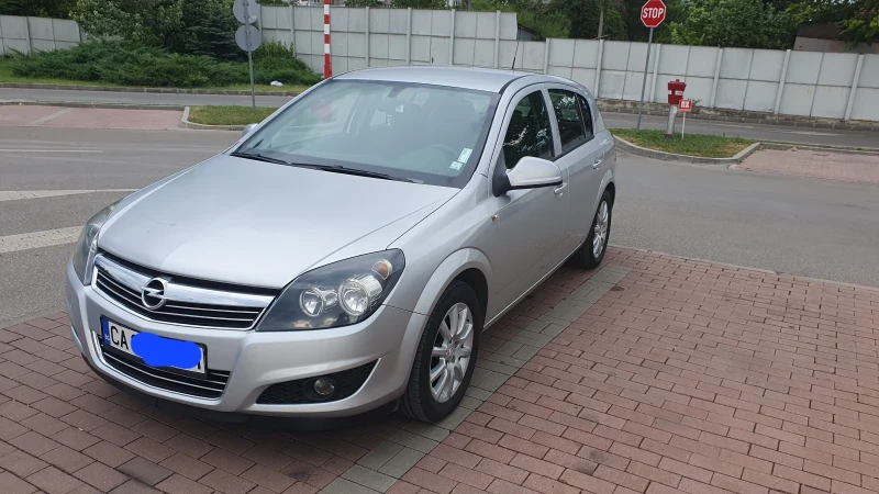 Opel Astra Astra H , снимка 2 - Автомобили и джипове - 47777708