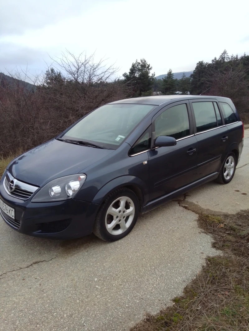 Opel Zafira 1.9 120кс, снимка 3 - Автомобили и джипове - 48327030