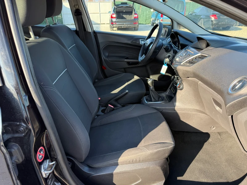 Ford Fiesta 1.6d/95hp/NAVI/EVRO6, снимка 10 - Автомобили и джипове - 49159097