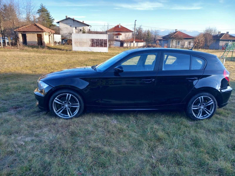 BMW 118 Facelift/Navi, снимка 4 - Автомобили и джипове - 49217358