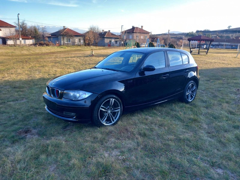 BMW 118 Facelift/Navi, снимка 3 - Автомобили и джипове - 49217358