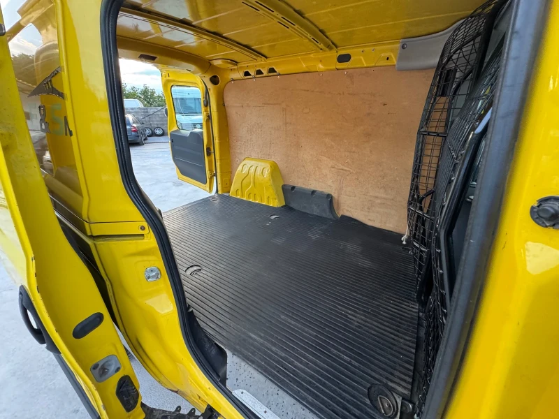 Fiat Doblo 1.3 M-JET MAXI БАЗА, снимка 15 - Автомобили и джипове - 51190890