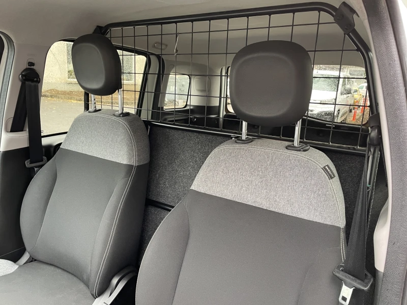 Fiat Panda  VAN 1.0 Hybrid N1, снимка 16 - Автомобили и джипове - 52413306